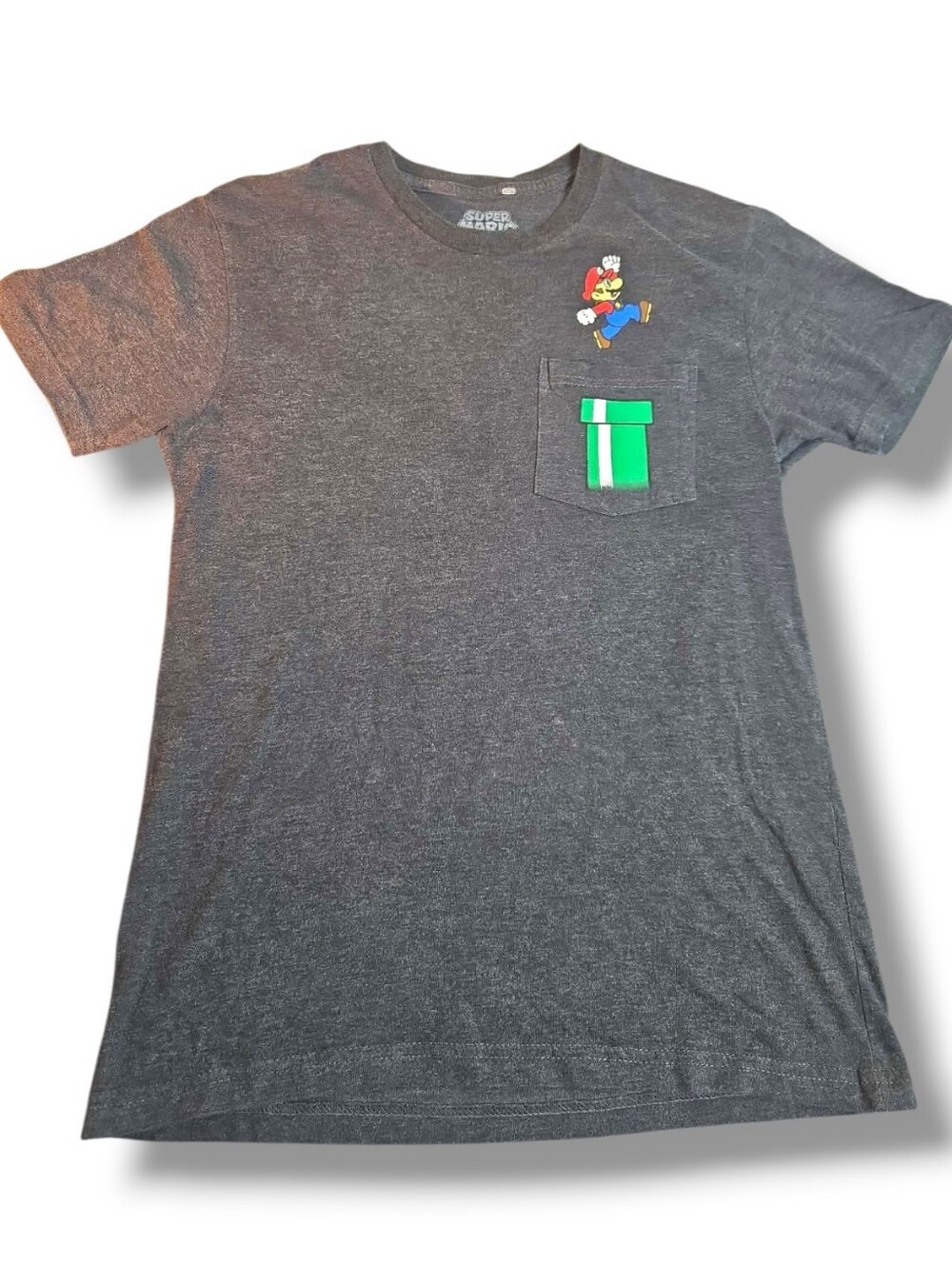 Super Mario Bros T-Shirt Nintendo 2017 Medium